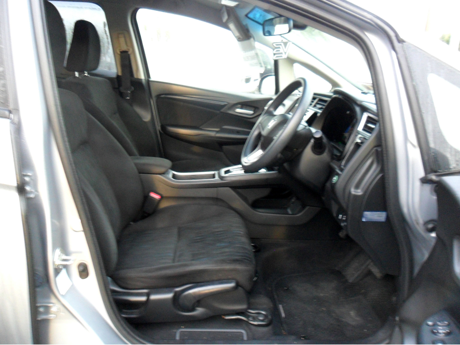 2021 Honda Shuttle 1.5L Petrol Hybrid For Sale Images
