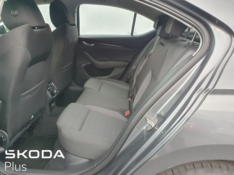 Skoda Octavia Selection 2.0TDI 115HP €420 p/m on PCP "Call Evan on 083-0234686" — thumbnail 7