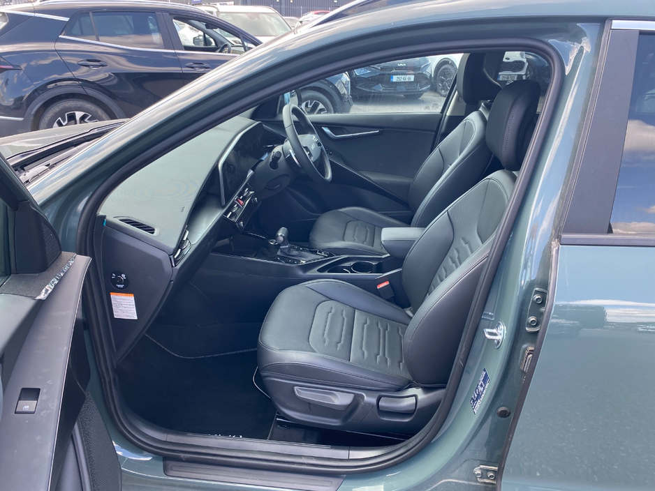 2025 Kia Niro 1.6L Petrol Plug-in Hybrid For Sale Images