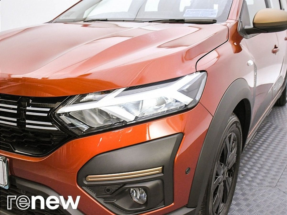 Dacia Jogger HEV 145 Extreme Auto — thumbnail 13