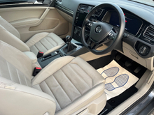 2019 Volkswagen Golf 1.5L Petrol For Sale Images