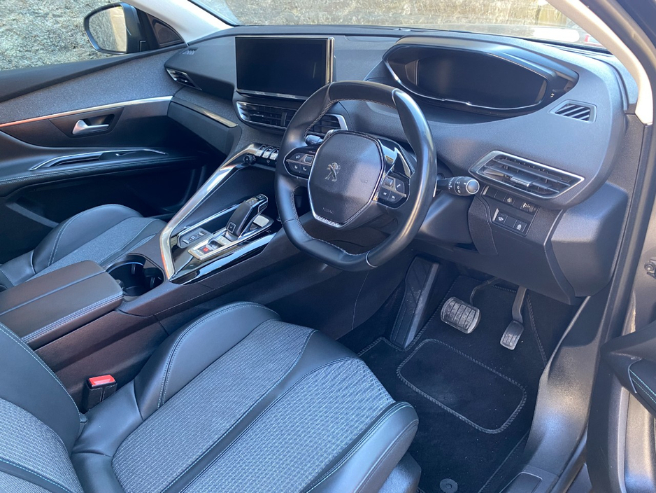2021 Peugeot 5008 1.5L Diesel For Sale Images