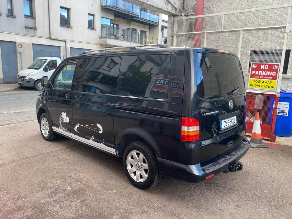2005 Volkswagen Shuttle 1.9L Diesel For Sale Images
