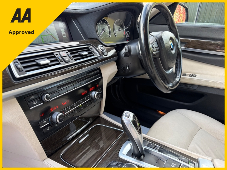 2013 BMW 7 Series 3L Diesel For Sale Images