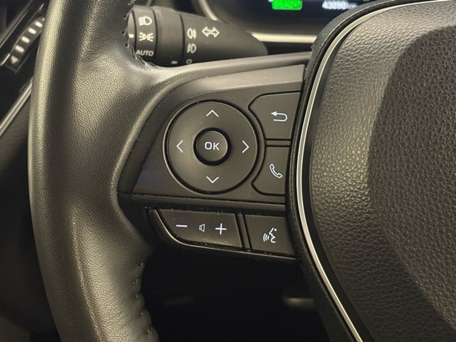 Toyota Corolla Cross Sport Hybrid — thumbnail 16