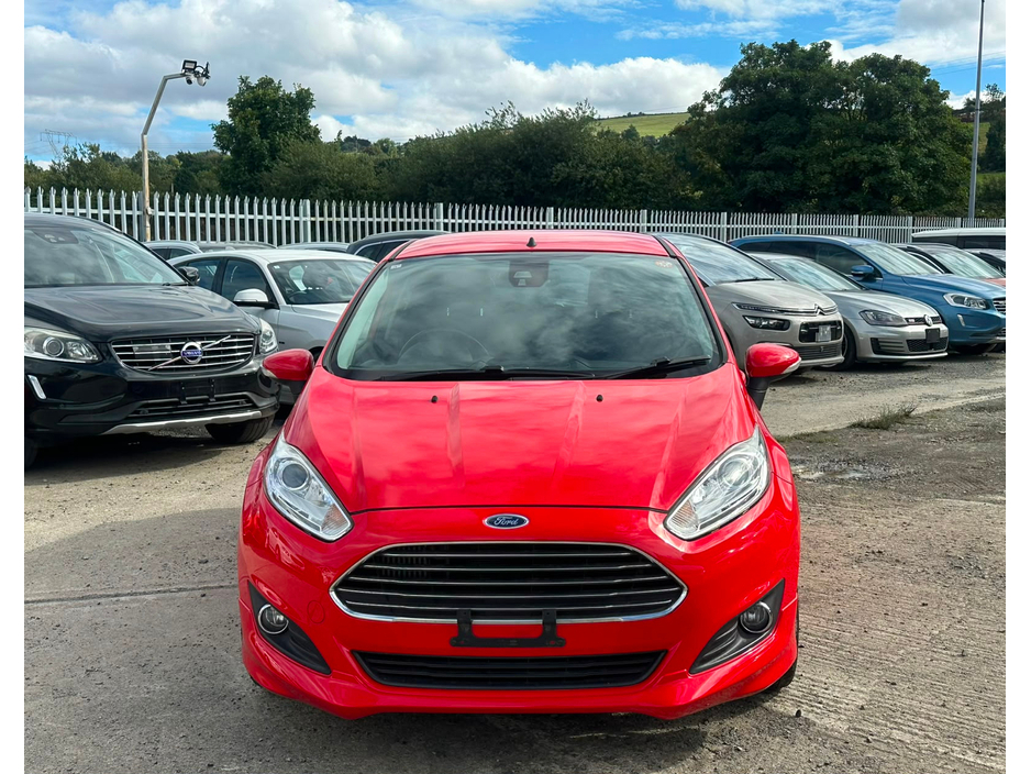 Ford Fiesta 1.0L EcoBoost Petrol Automatic - Low mileage (2130) — thumbnail 2