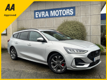 Ford Focus ESTATE ST-LINE STYLE PETROL //KEYLESS ENTRY//ADAPTIVE CRUISE CONTROL//