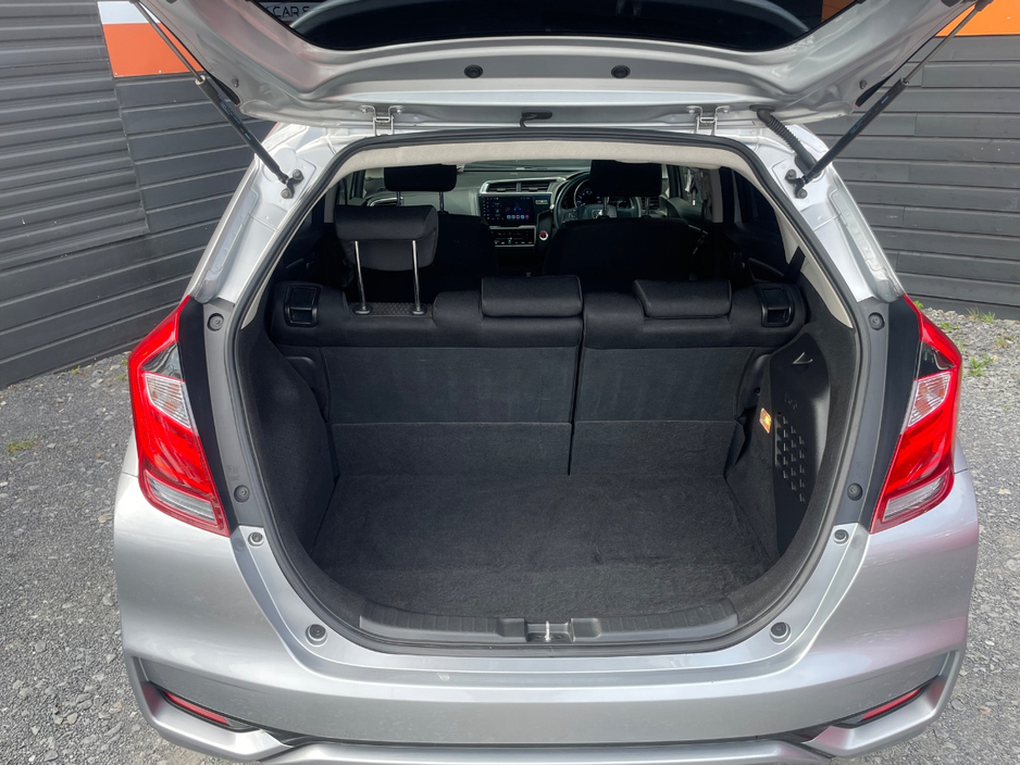 Honda Fit 1.5 HYBRID 5DR AUTO — thumbnail 19