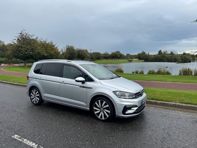 2017 VOLKSWAGEN TOURAN TDI R-LINE BLUEMOTION 150PS 5DR A