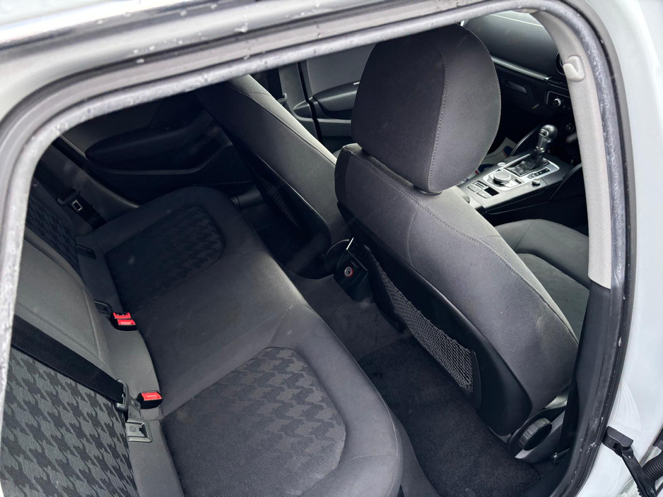 Audi A3 Audi A3 1.4 TFSI, Petrol, auto, fully loaded with spec 18"alloys — thumbnail 5