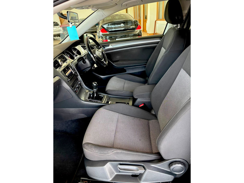 2017 Volkswagen Golf 1.6L Diesel For Sale Images