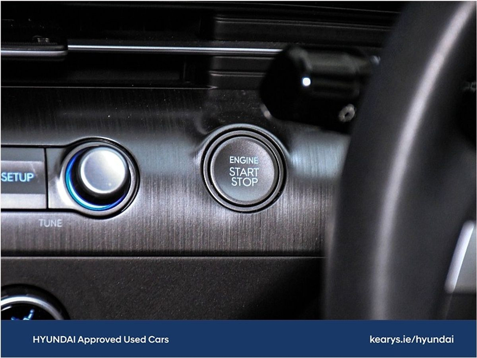 Hyundai Kona Petrol Signature — thumbnail 16