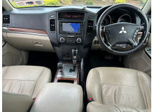 2014 Mitsubishi Pajero 3.2L Diesel For Sale Images