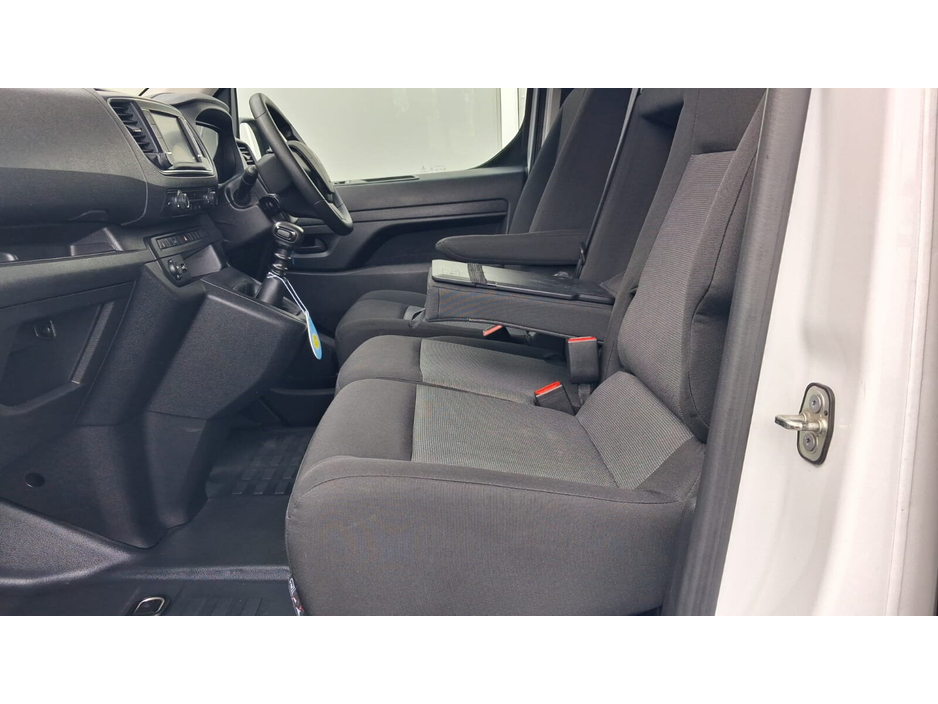 2023 Peugeot Expert 1.5L Diesel For Sale Images