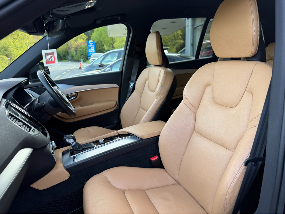 2019 Volvo XC90 2L Diesel For Sale Images