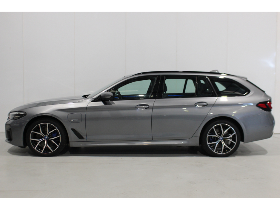 2022 BMW 5 Series 2L Hybrid For Sale Images