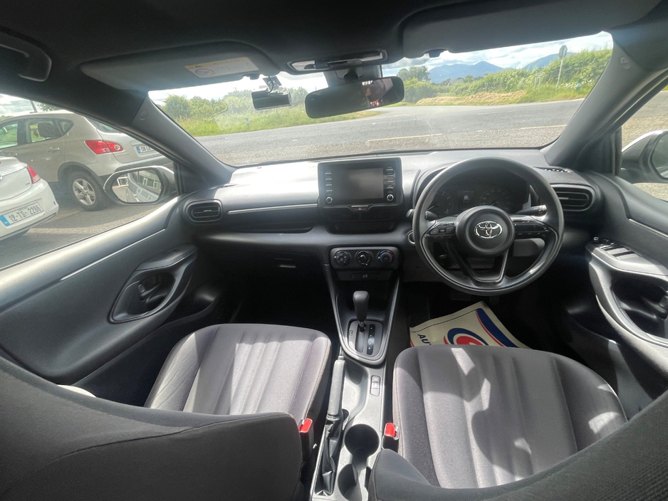 2022 Toyota Yaris 1L Petrol For Sale Images