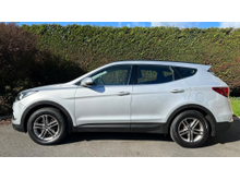 2017 Hyundai Santa Fe 2.2L Diesel For Sale Images