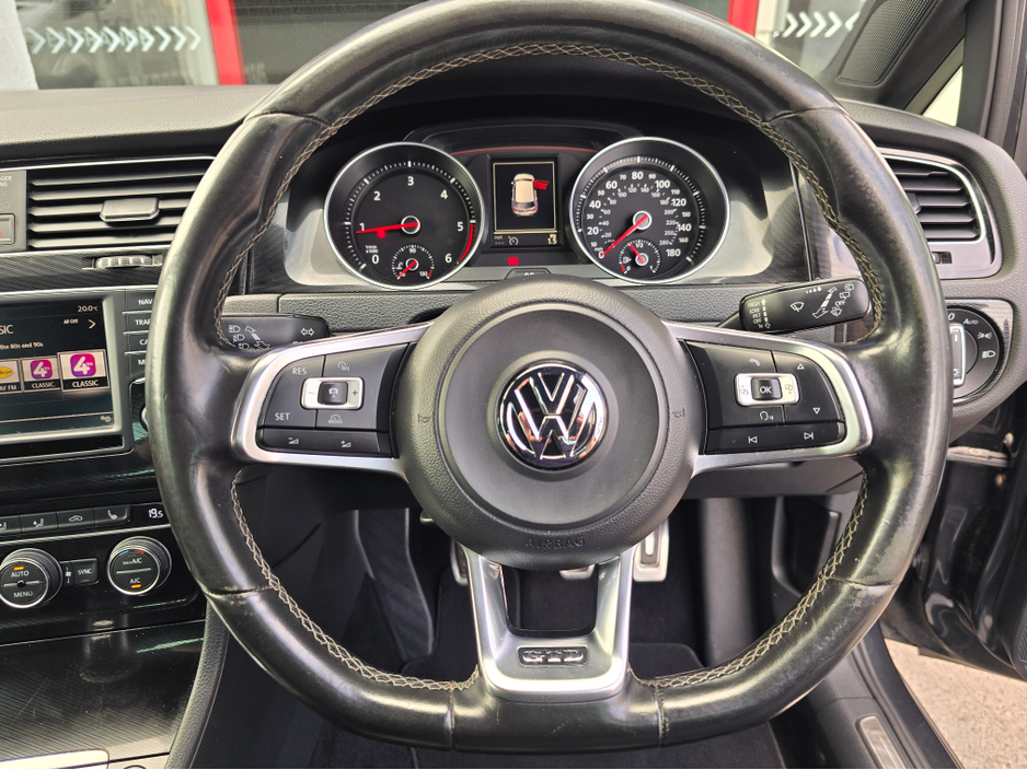 2016 Volkswagen Golf 2.0L Diesel For Sale Images