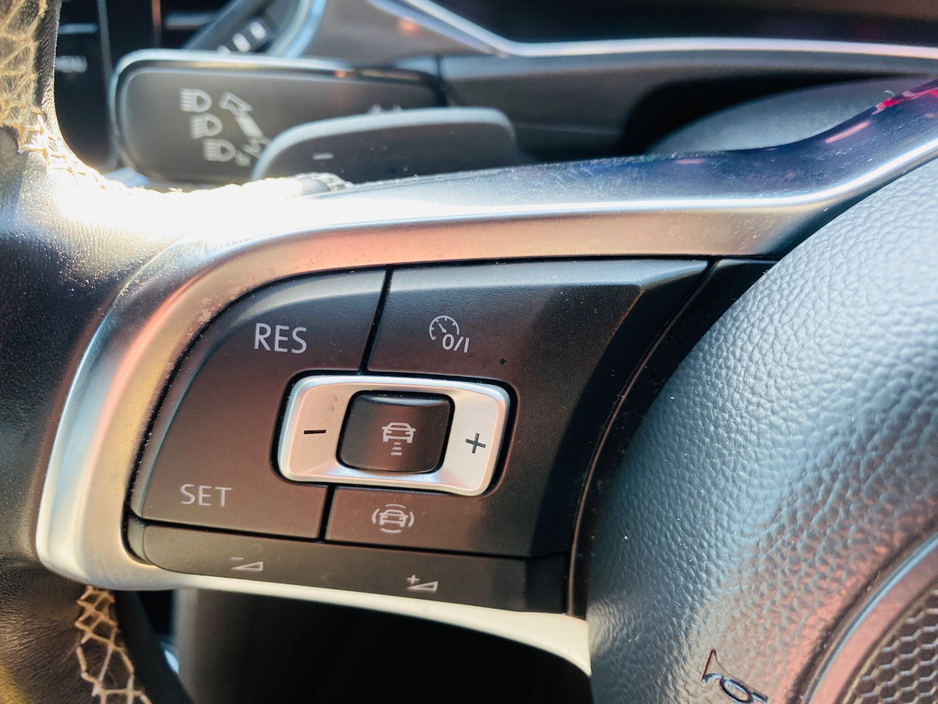 2021 Volkswagen T-Roc 2L Diesel For Sale Images