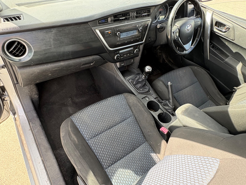 2014 Toyota Auris 1.4L Diesel For Sale Images