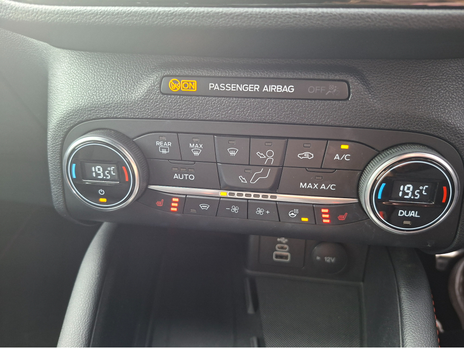 2023 Ford Kuga 2.5L Petrol Plug-in Hybrid For Sale Images