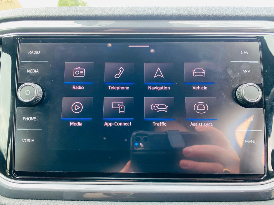 2021 Volkswagen T-Roc 2L Diesel For Sale Images
