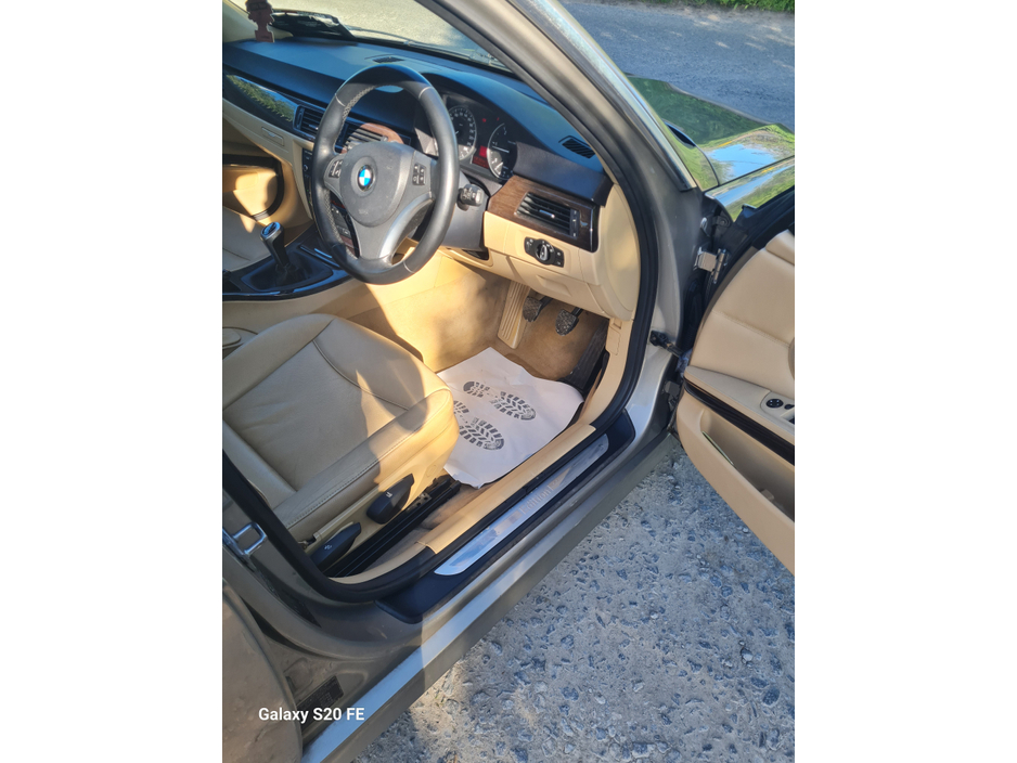 2011 BMW 3 Series 2.0L Diesel For Sale Images