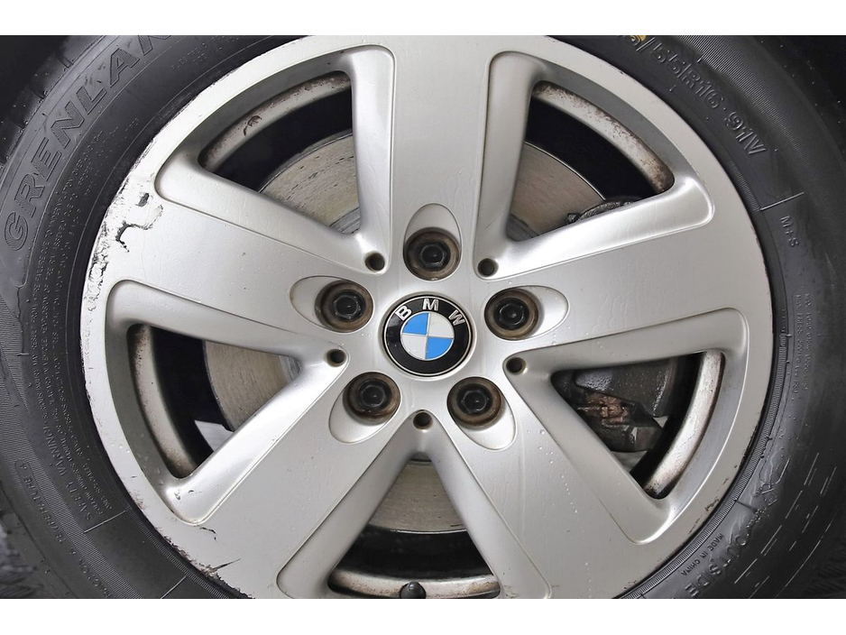 BMW 1 Series 118i AUTO *PARK SENSORS*REVERSE CAM — thumbnail 17
