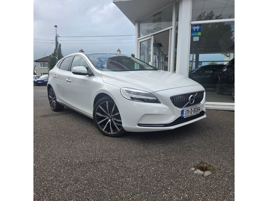 2017 Volvo V40 For Sale Images