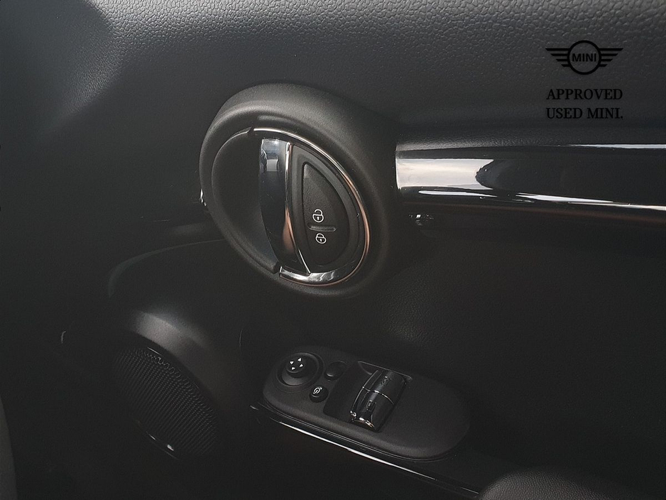 2023 MINI Hatch 1.5L Petrol For Sale Images