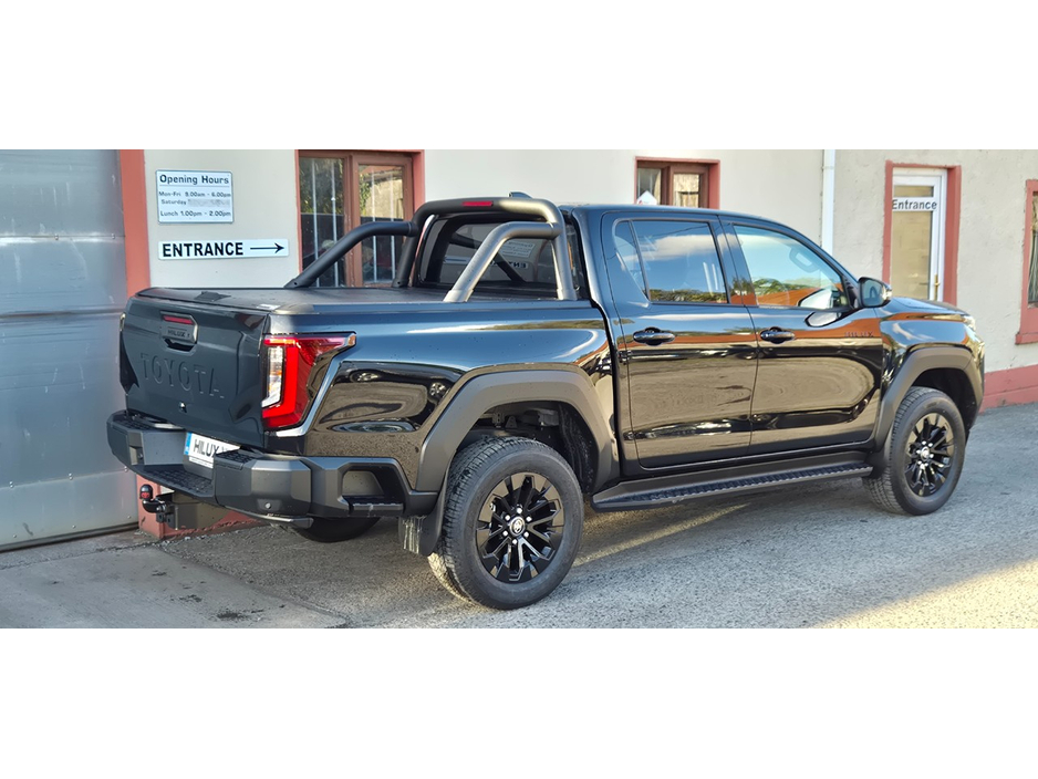 2026 Toyota Hilux 2.8L Diesel For Sale Images