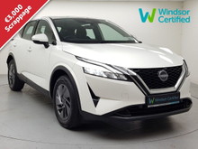 Nissan Qashqai 1.3 PET MILD HYBRID SV