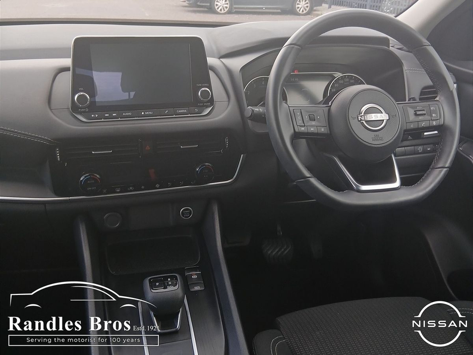 Nissan Qashqai 1.3 PET MILD HYBRID SV CVT — thumbnail 12