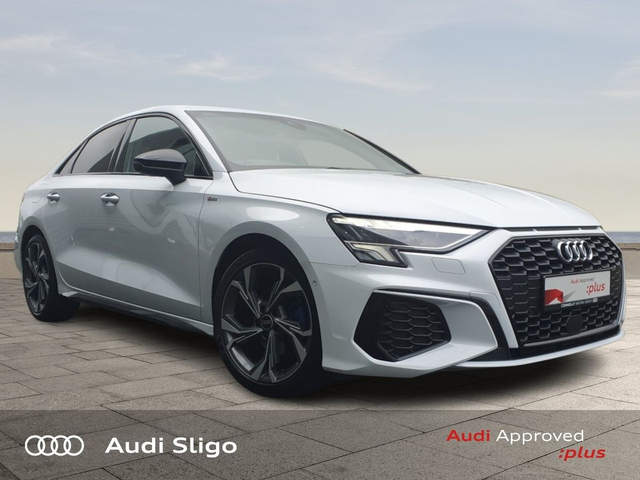 2022 AUDI A3 Saloon 1.0TFSI 110HP S Line + Black Pack & Heated Seats & Rear Camera -