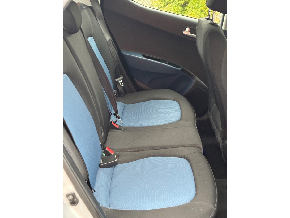 Hyundai i10 DELUXE 4DR AUTO — thumbnail 9