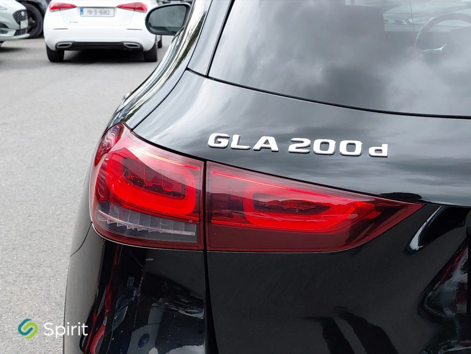 Mercedes-Benz GLA Class GLA 200 d Auto AMG Line Black Edition — thumbnail 20