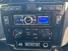 2011 Land Rover Defender 2.4L Diesel For Sale Images