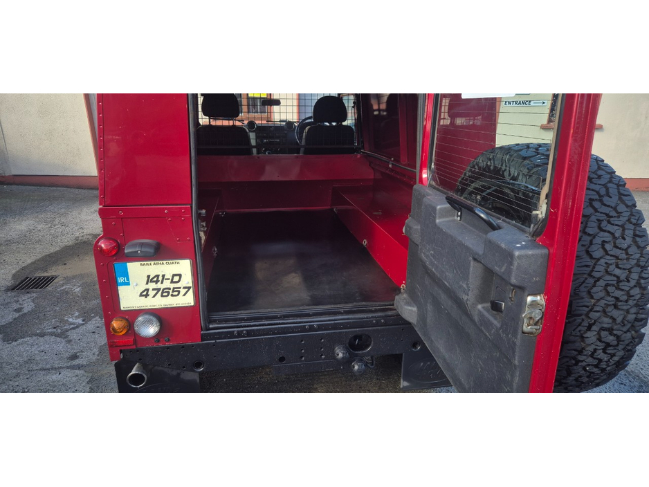 2014 Land Rover Defender 2.2L Diesel For Sale Images
