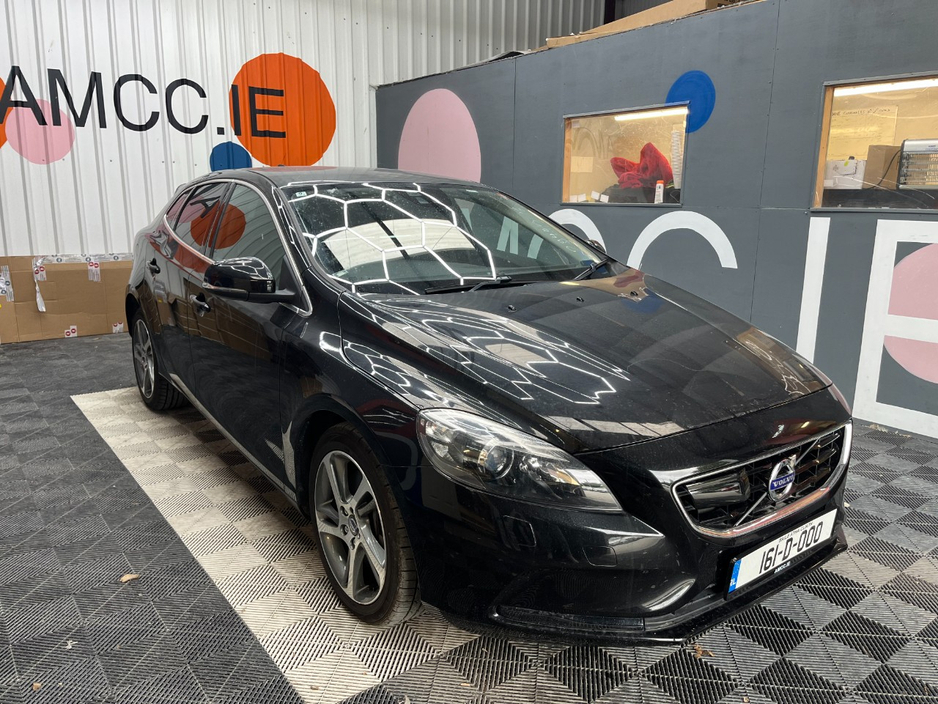 Used Volvo V40 2016 in Dublin