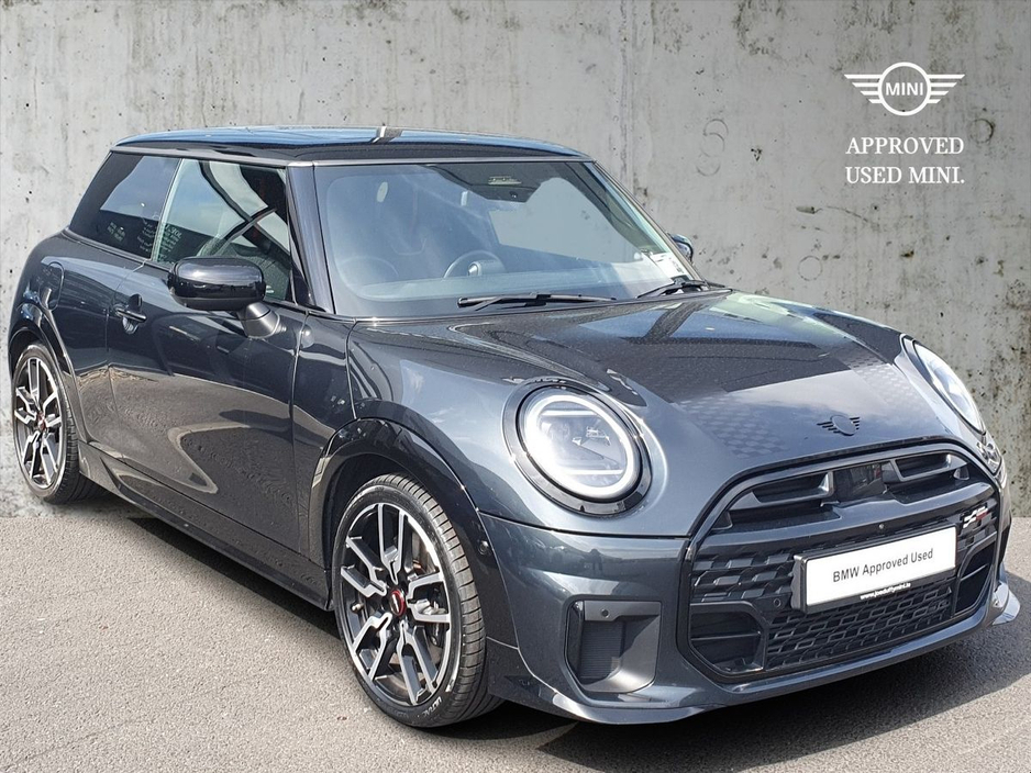 2024 MINI Hatch 2L Petrol For Sale Images