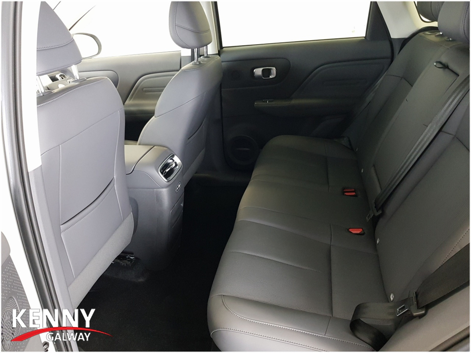 2026 Leapmotor B10 1.5L Petrol Plug-in Hybrid For Sale Images