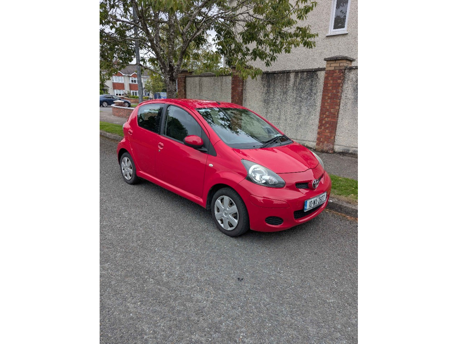 Toyota Aygo MC 1.0 AURA 5DR — thumbnail 2