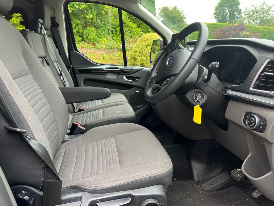 2022 Ford Tourneo Custom 2L Diesel For Sale Images
