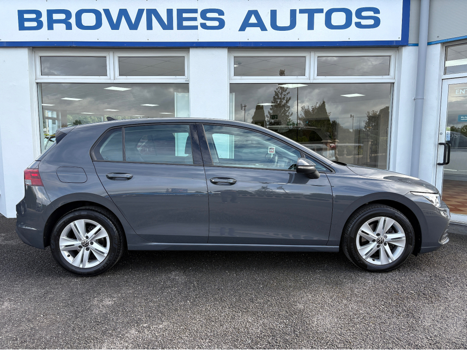 2021 Volkswagen Golf 1L Petrol For Sale Images