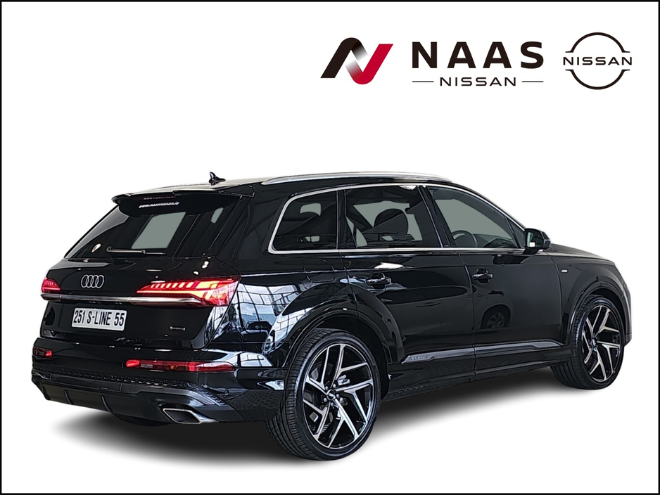 2025 Audi Q7 3L Petrol Plug-in Hybrid For Sale Images