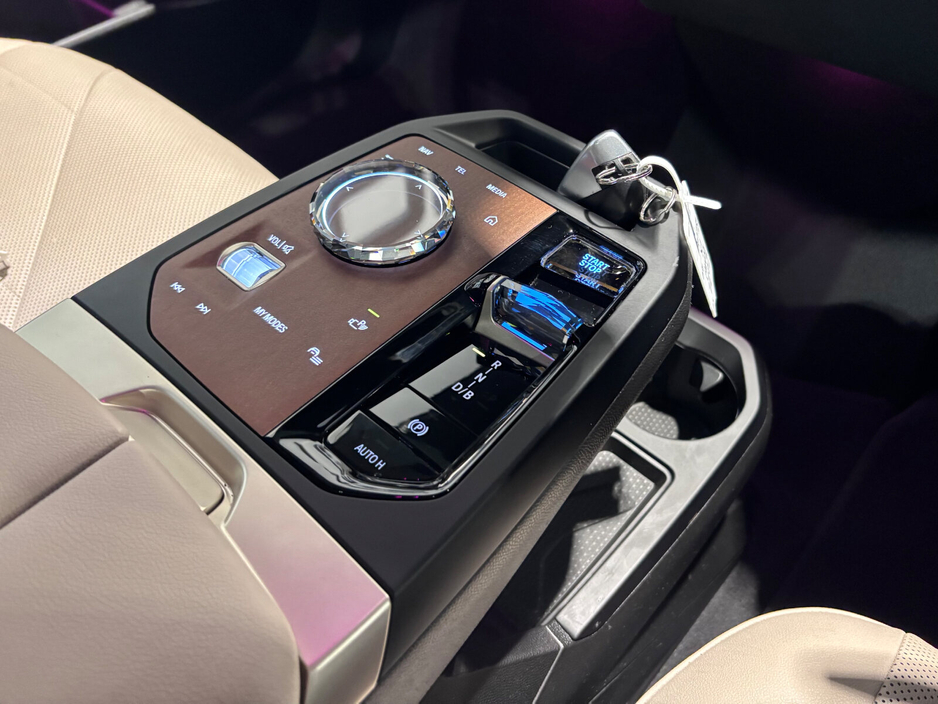 2022 BMW iX 0L Electric For Sale Images