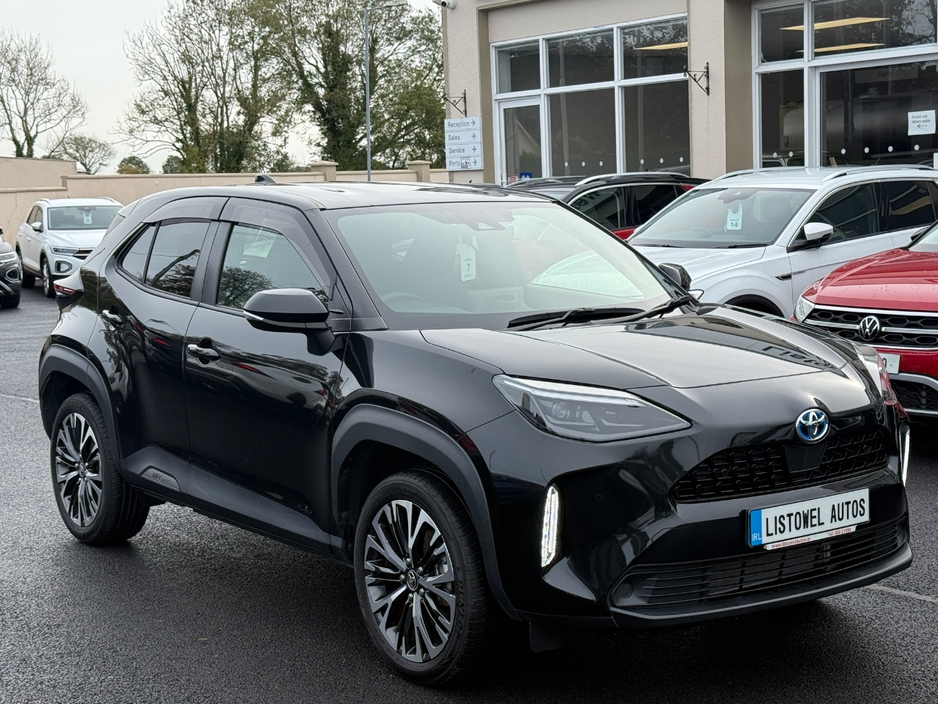 2023 Toyota Yaris Cross 1.5L Petrol Hybrid For Sale Images