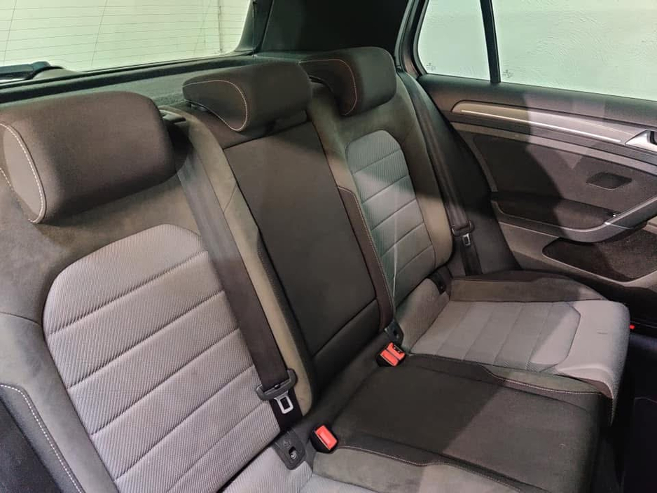 2016 Volkswagen Golf 2L Diesel For Sale Images
