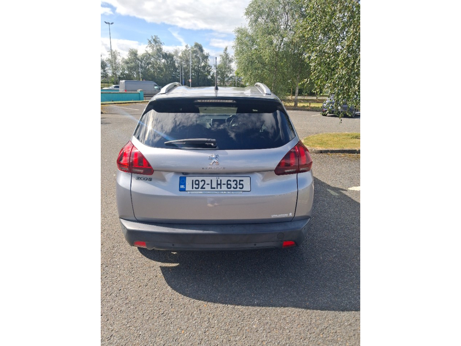 Peugeot 2008 ACTIVE 1.2 PURETECH 82 6. 6.2 4DR — thumbnail 2